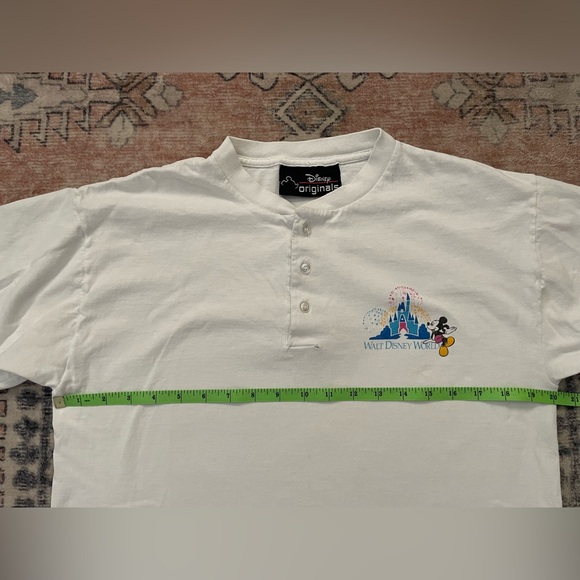 Walt Disney World Mickey Mouse Logo Henley Style Short Sleeved Tee Shirt Sz Sm/M - Picture 5 of 6